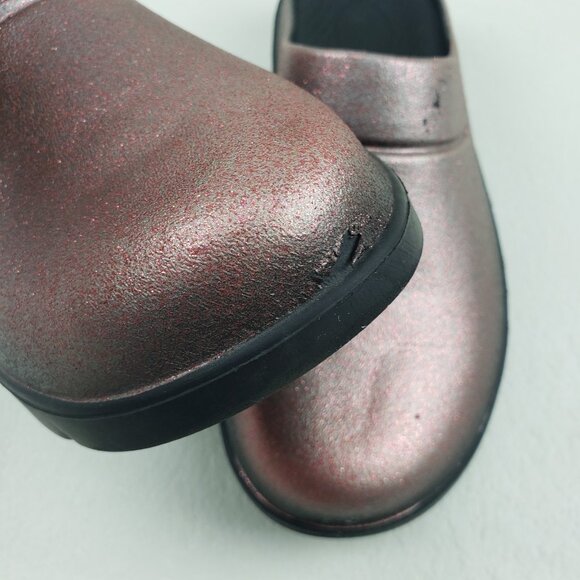 Oofos Oocloog Slip On Clog Womens 10 Red Sparkle Recovery Foam Comfort Mule Shoe - Picture 12 of 14